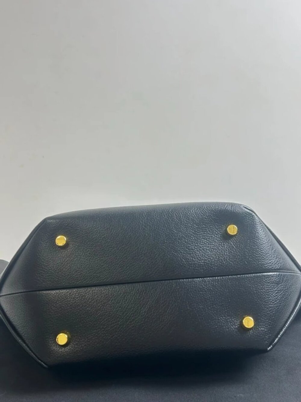 DeMellier New York Grained Leather Tote Bag - Picture 5 of 9